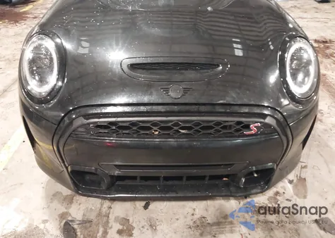 2024 Mini Hardtop Cooper S z USA, uszkodzony, nr VIN WMW53DH08R2V11057